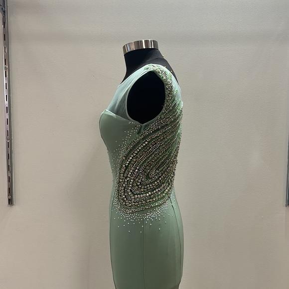 32467 Lara Green Prom Dress - Picture 2 of 8